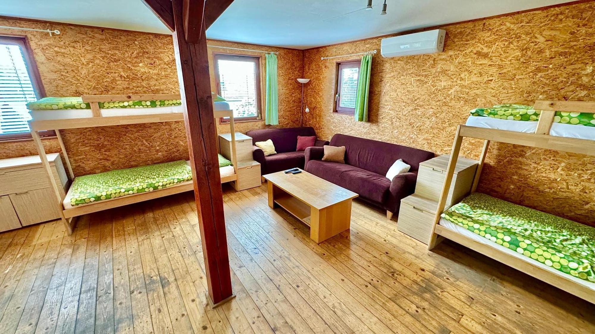 Vinny Sklep Monty Pritluky Holiday home *